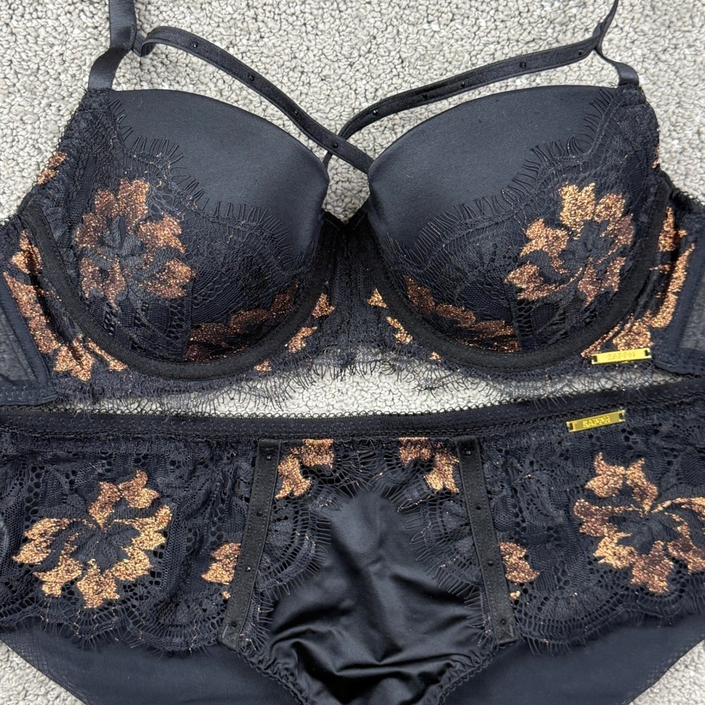 SAPPH Womens Lingerie‎ Set 34B Bra M Brazilian Panty Black Lace Strappy NWT